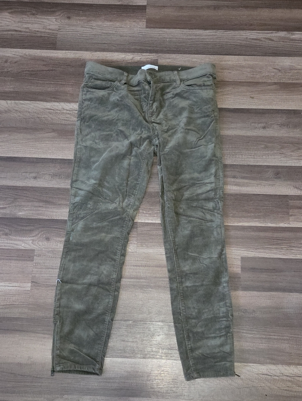 Loft Olive Green Slim Corduroy Pants Size 30/10 Inseam 28